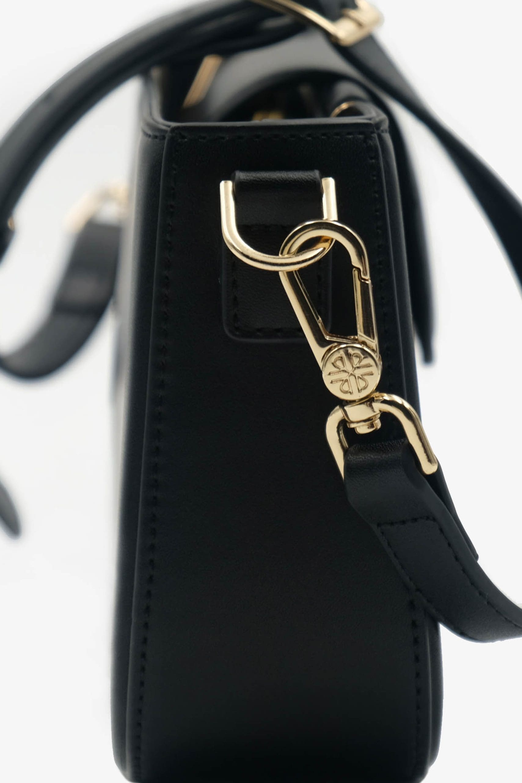 VARRIE-BLACK