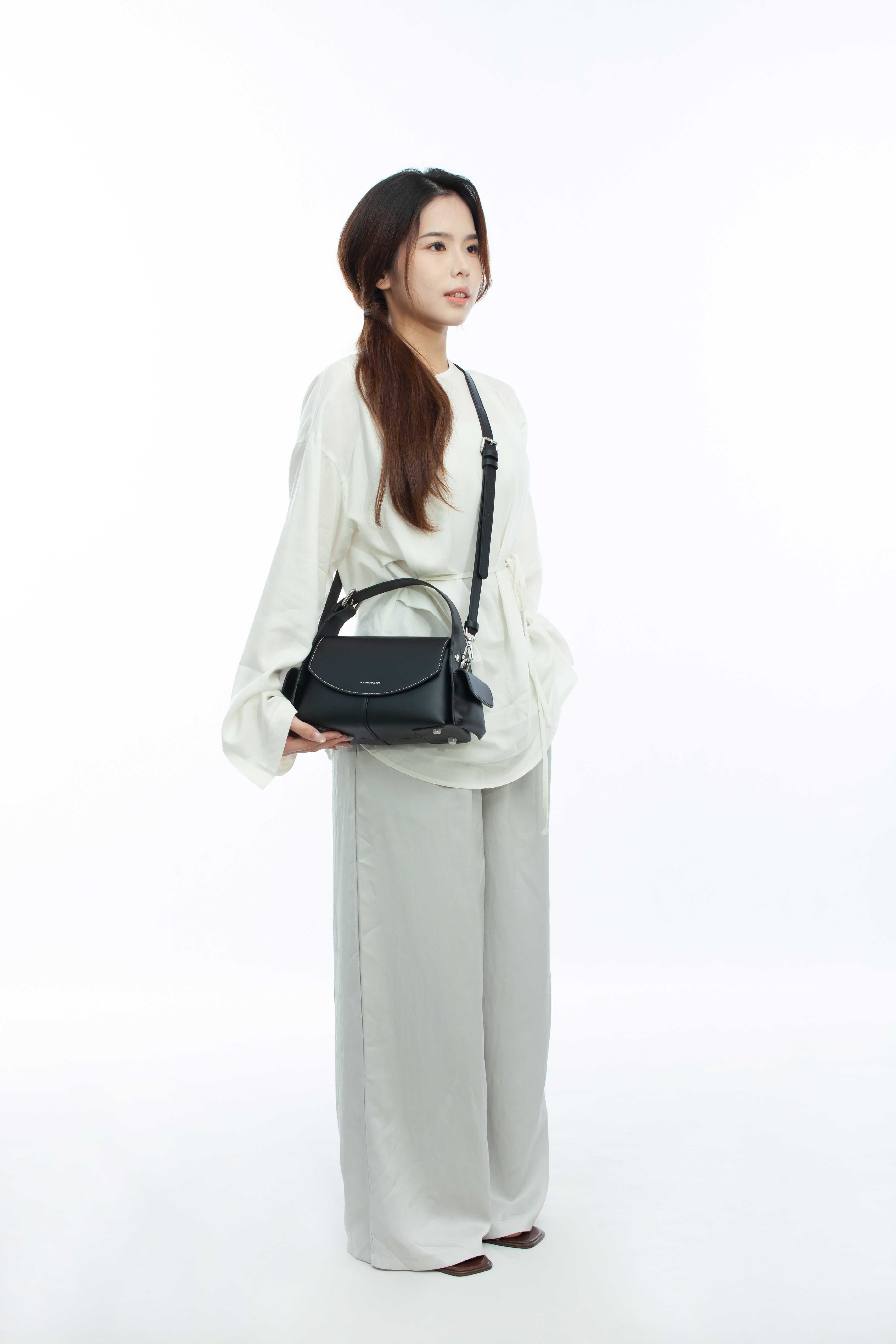 JUVIE-BLACK 1.0