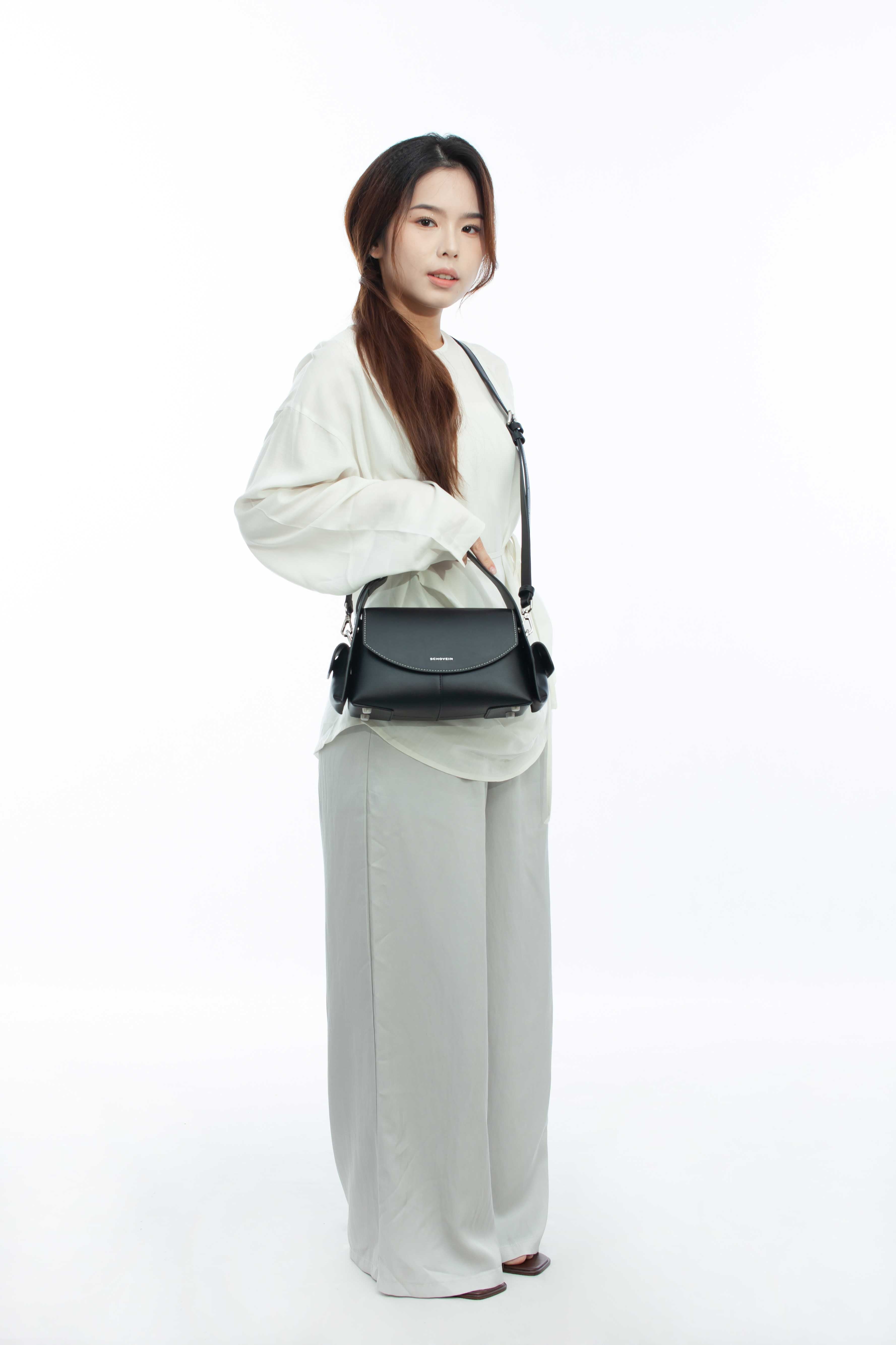 JUVIE-BLACK 1.0