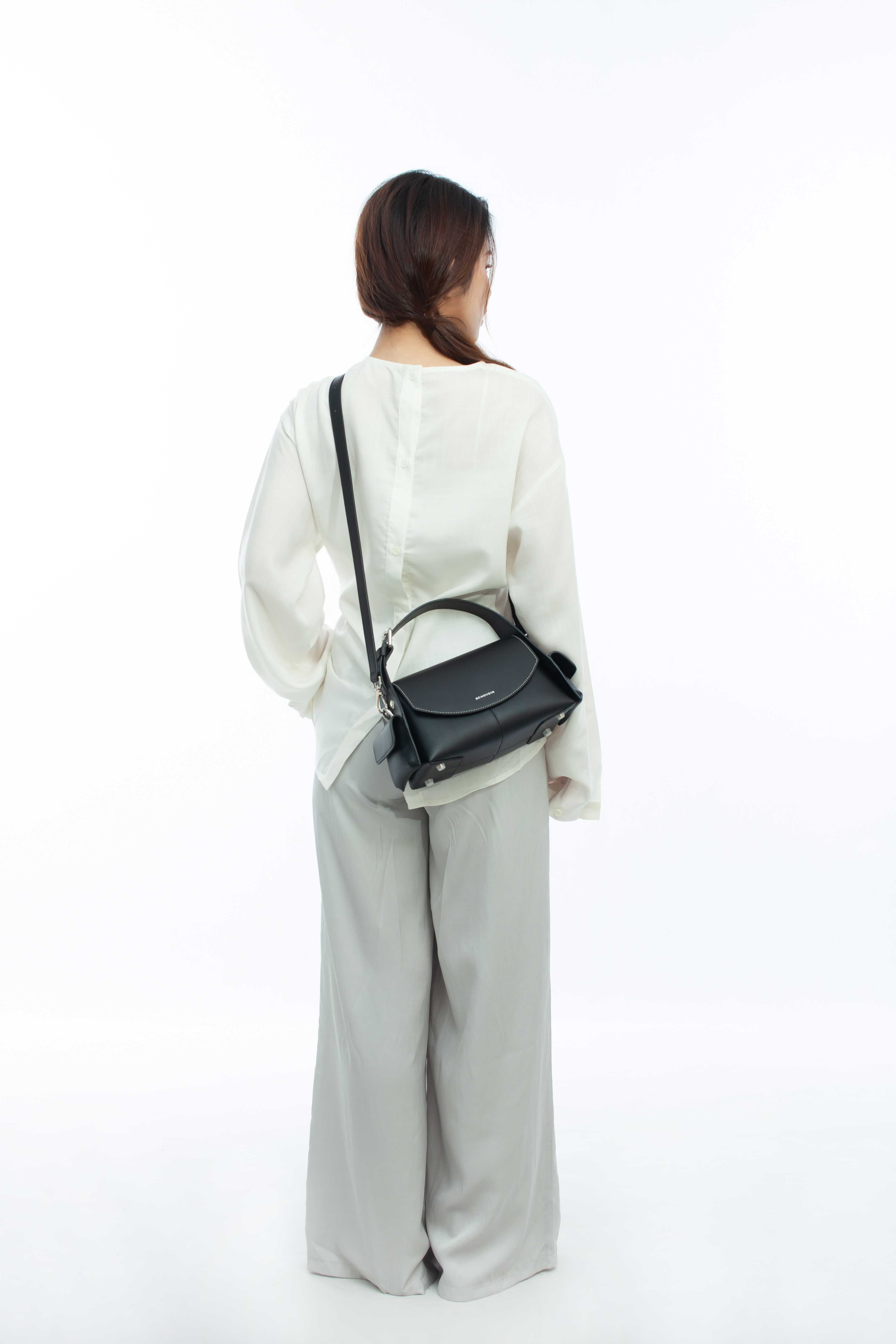 JUVIE-BLACK 1.0