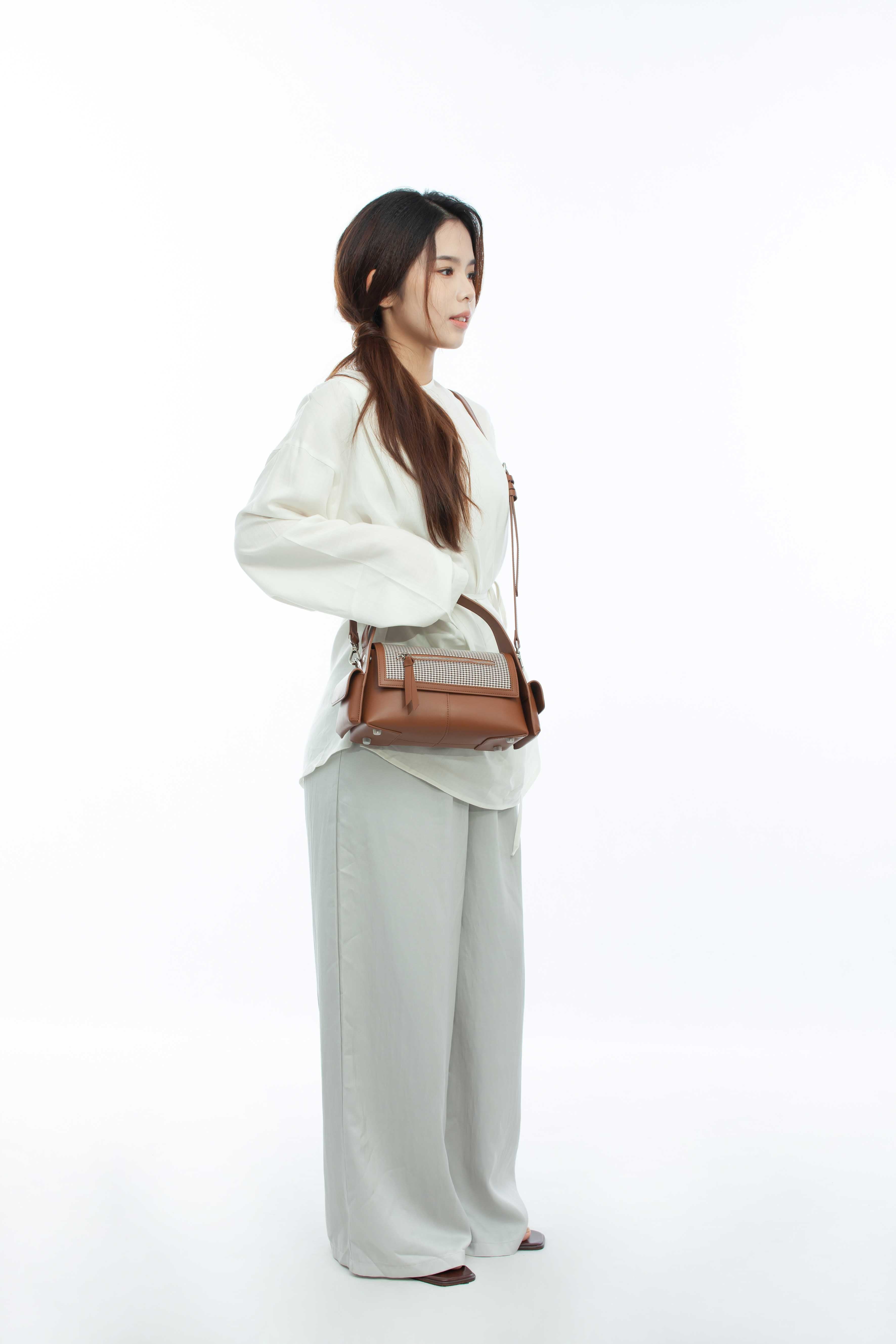 JUVIE-BROWN 1.0