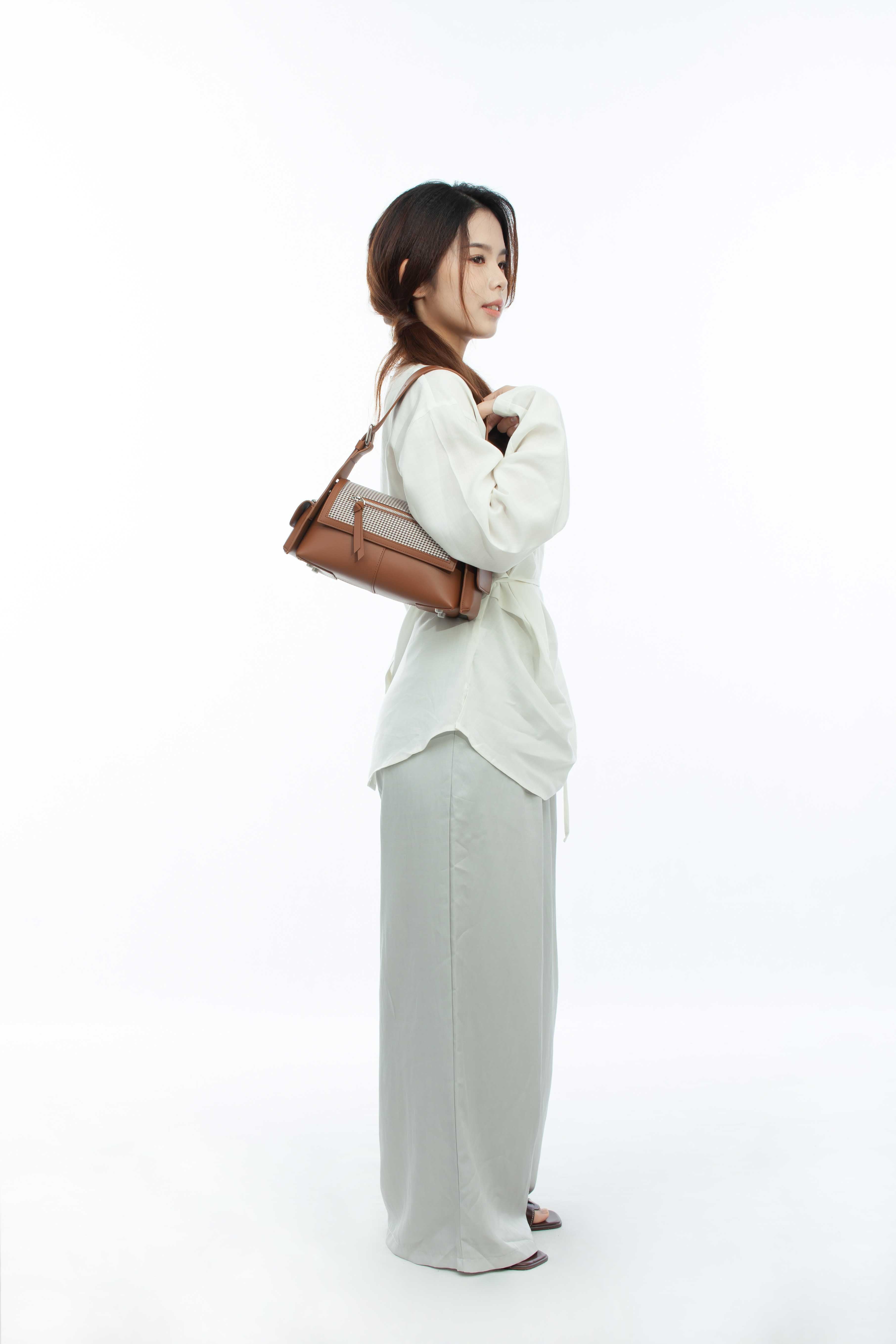 JUVIE-BROWN 1.0