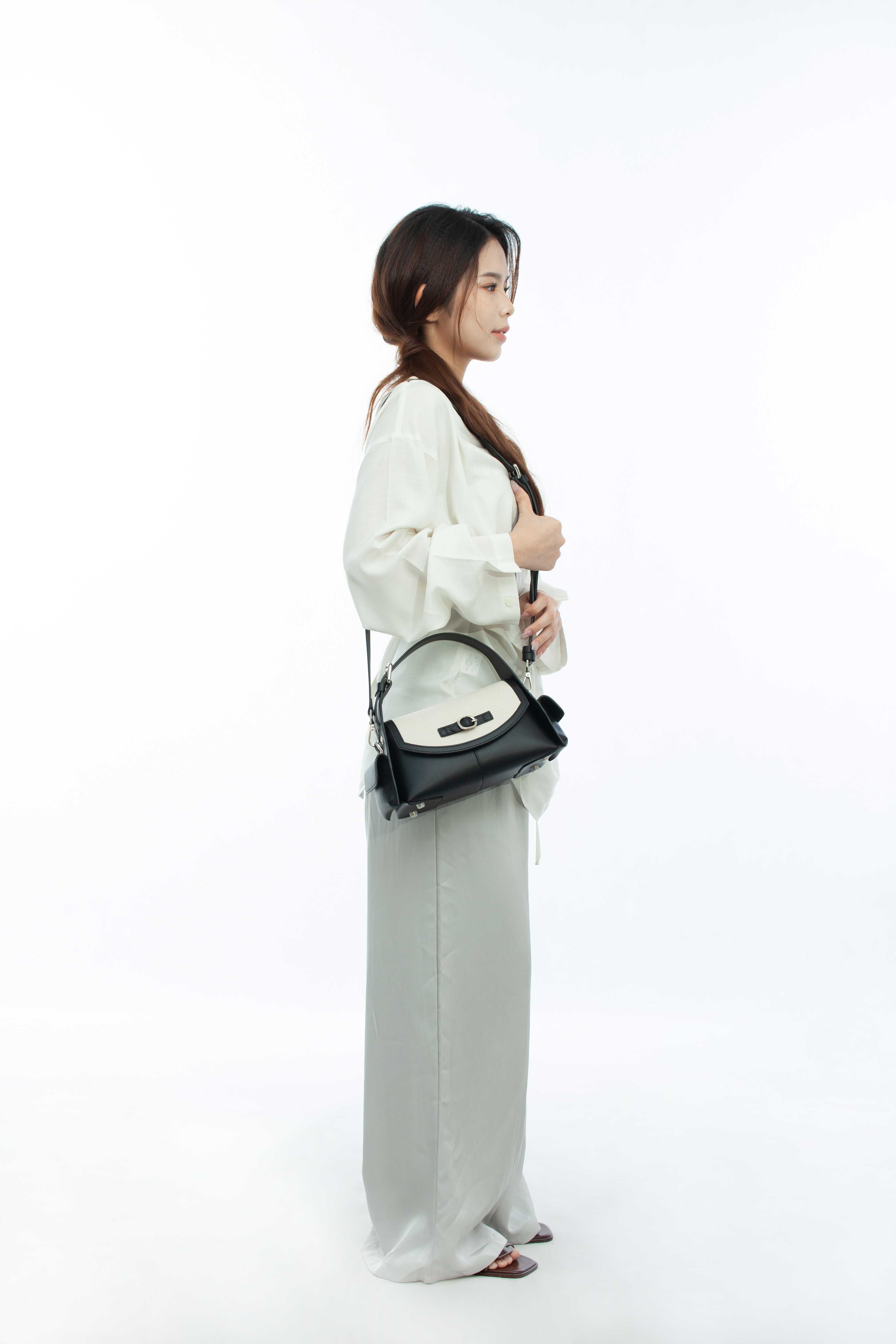 JUVIE-BLACK 1.0