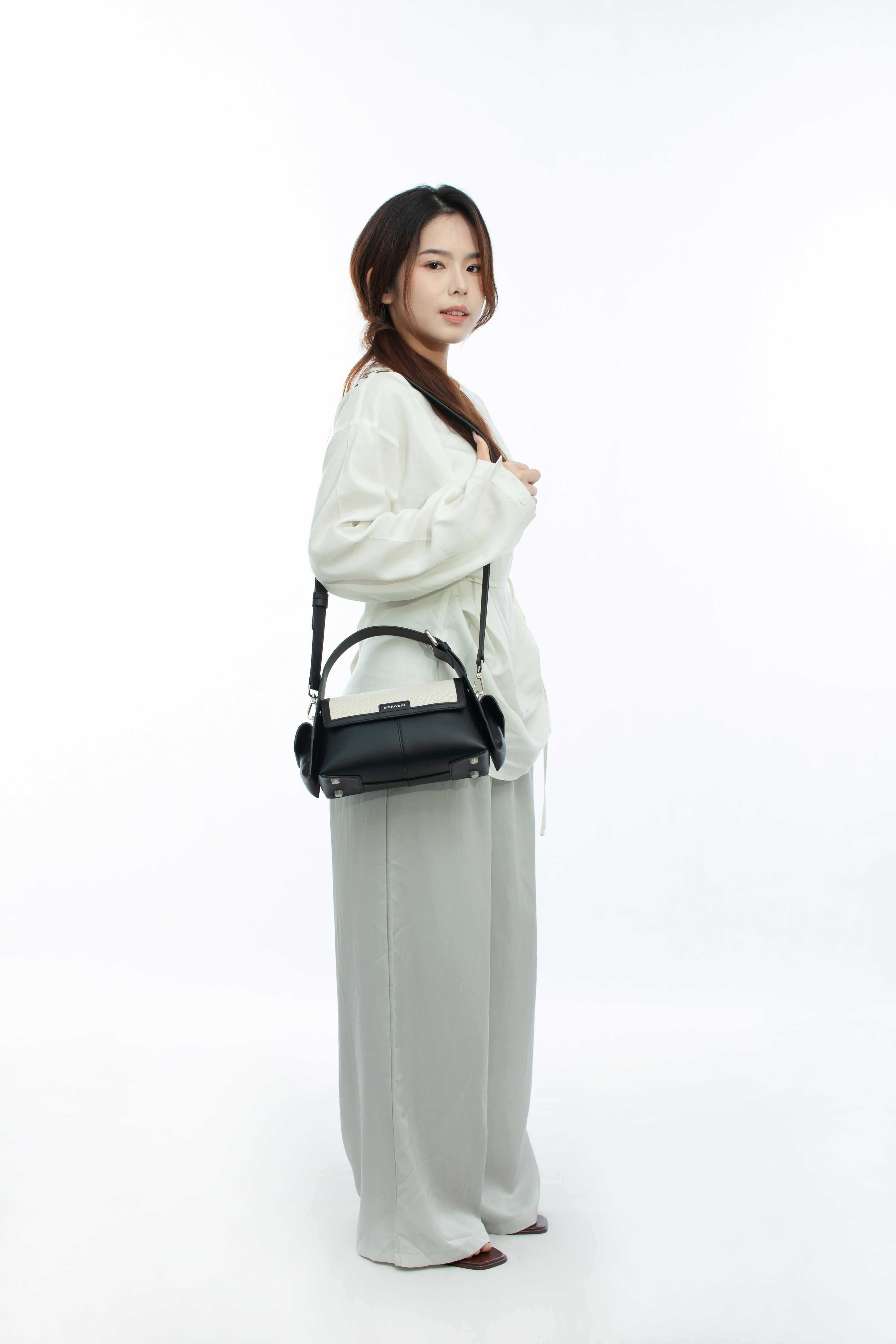 JUVIE-BLACK 1.0