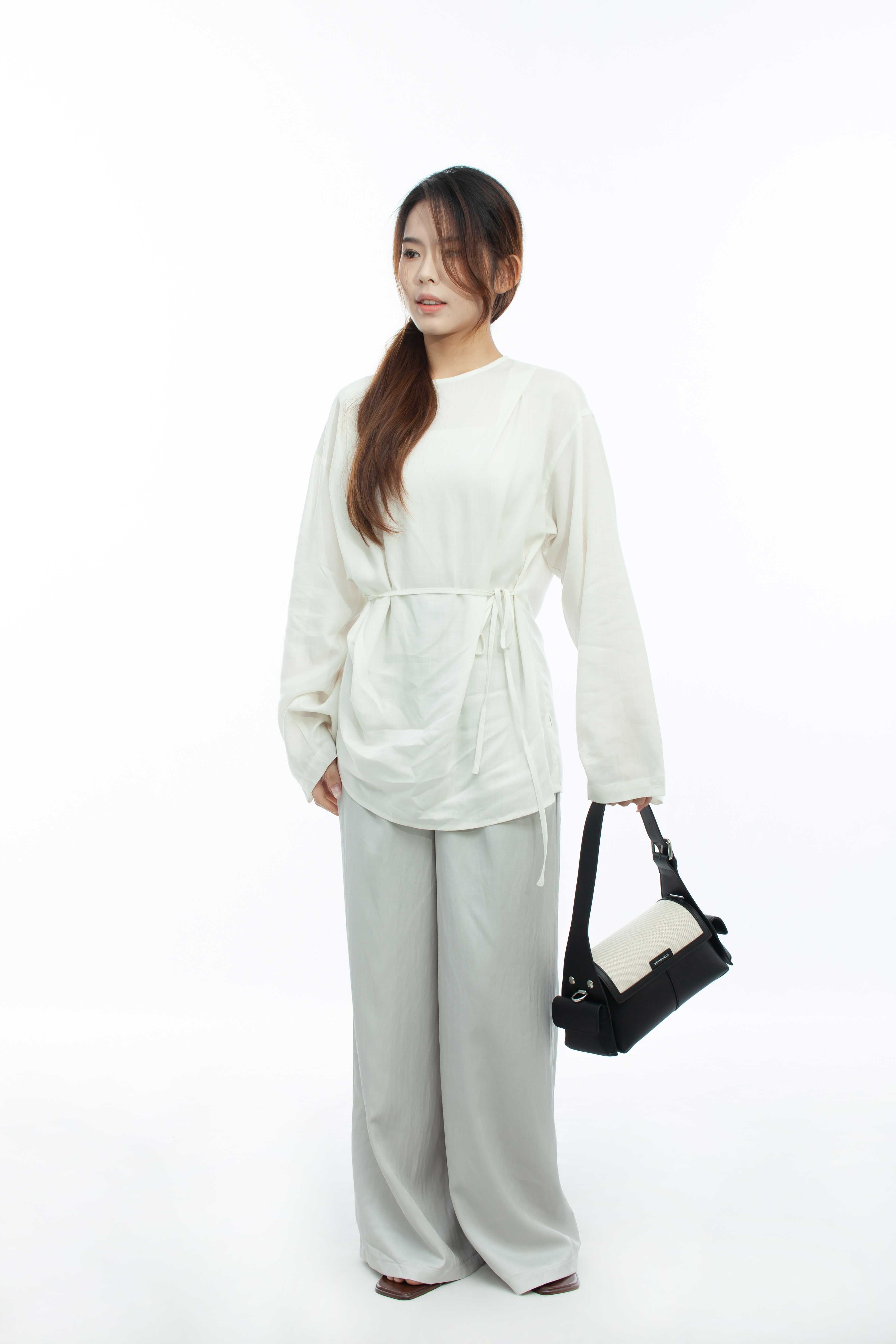 JUVIE-BLACK 1.0