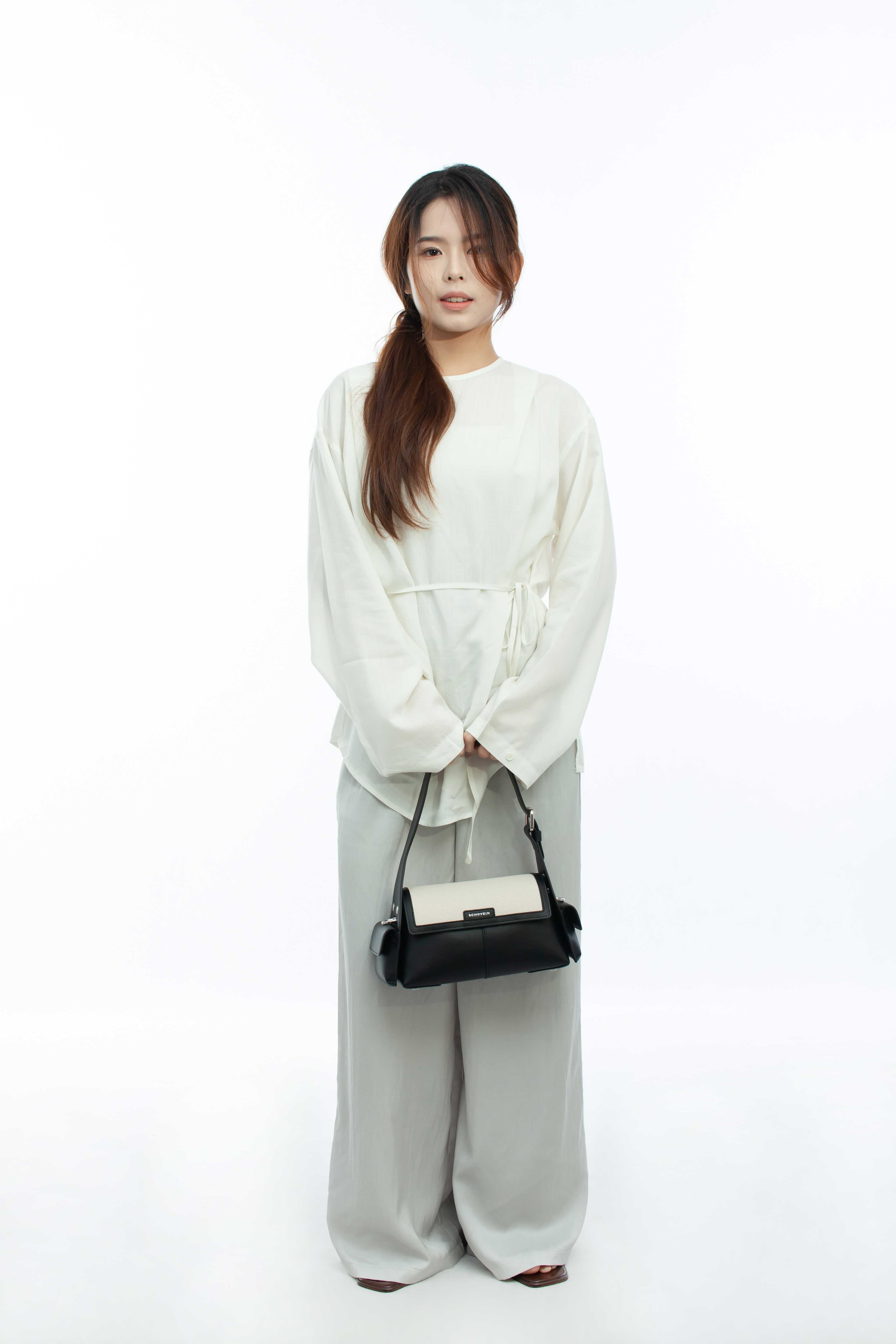 JUVIE-BLACK 1.0