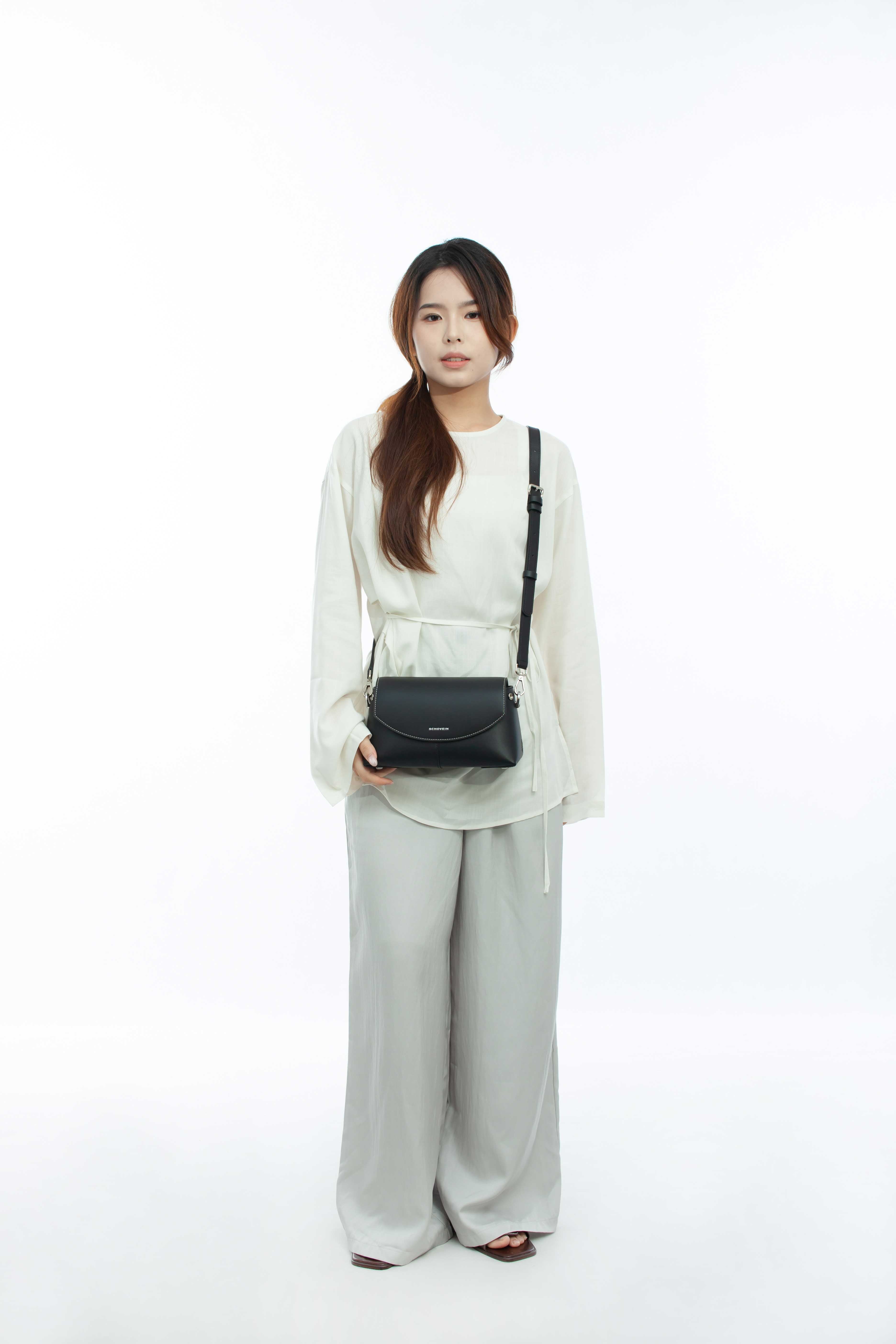 JUVIE-BLACK 1.0