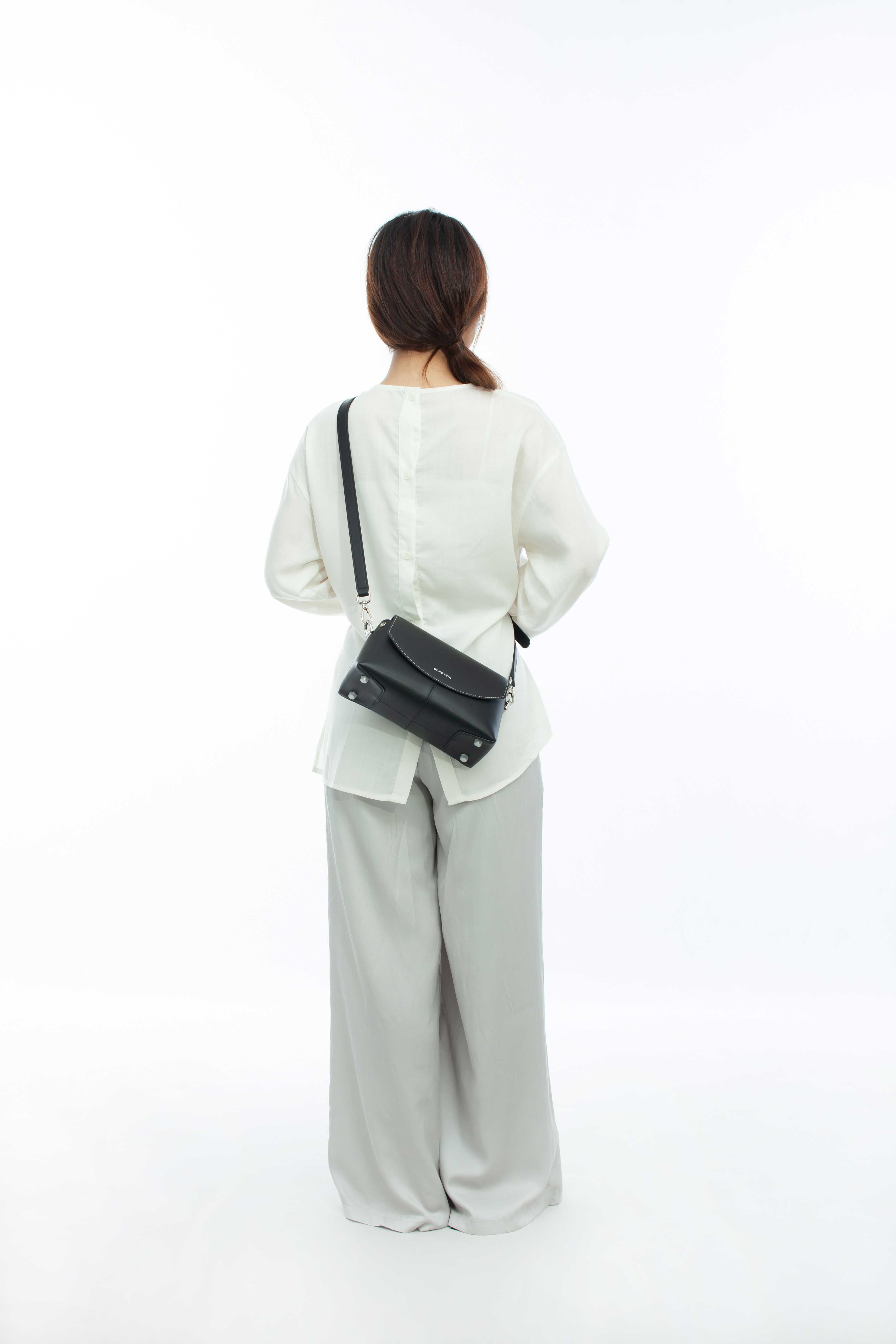 JUVIE-BLACK 1.0