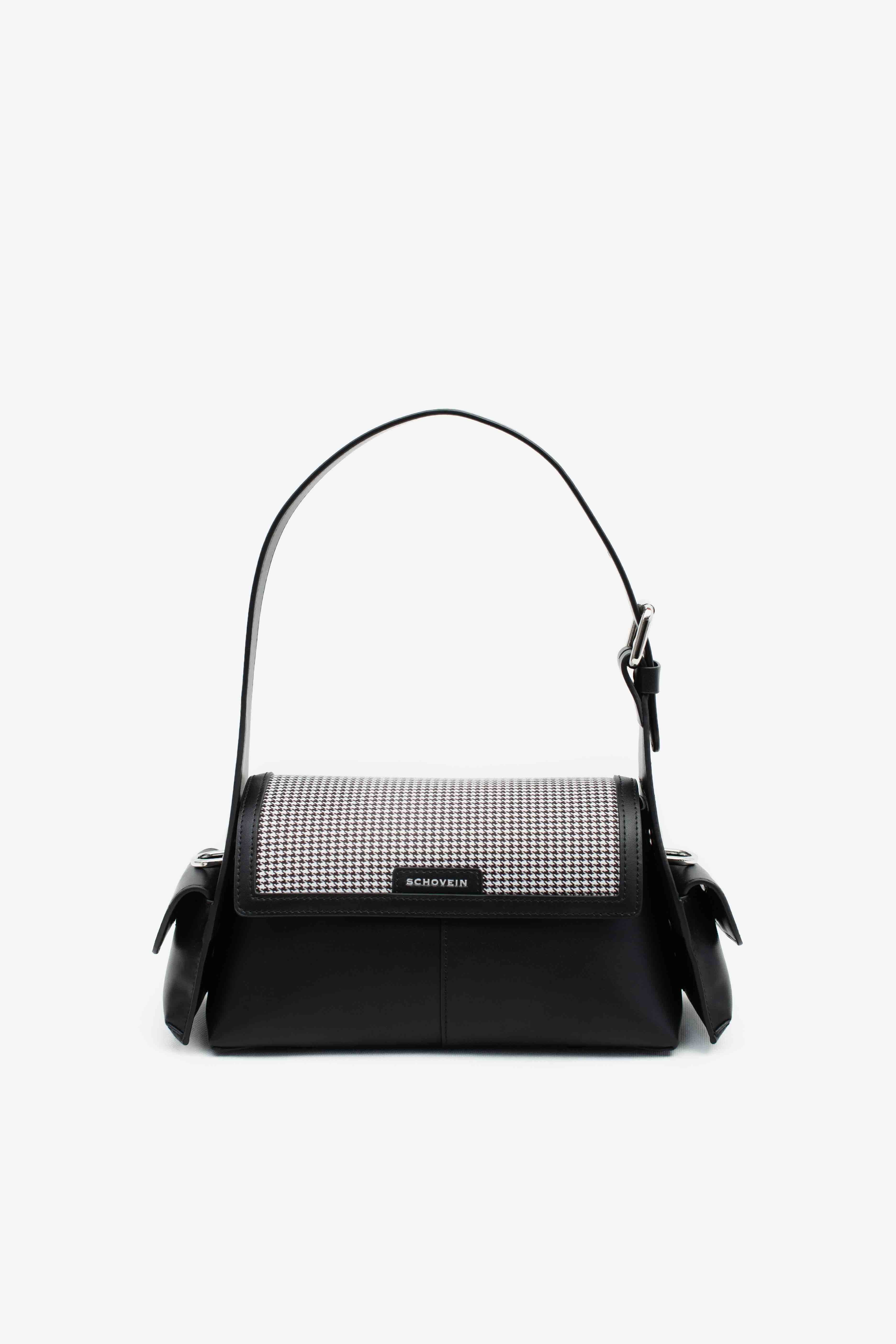 JUVIE-BLACK 1.0