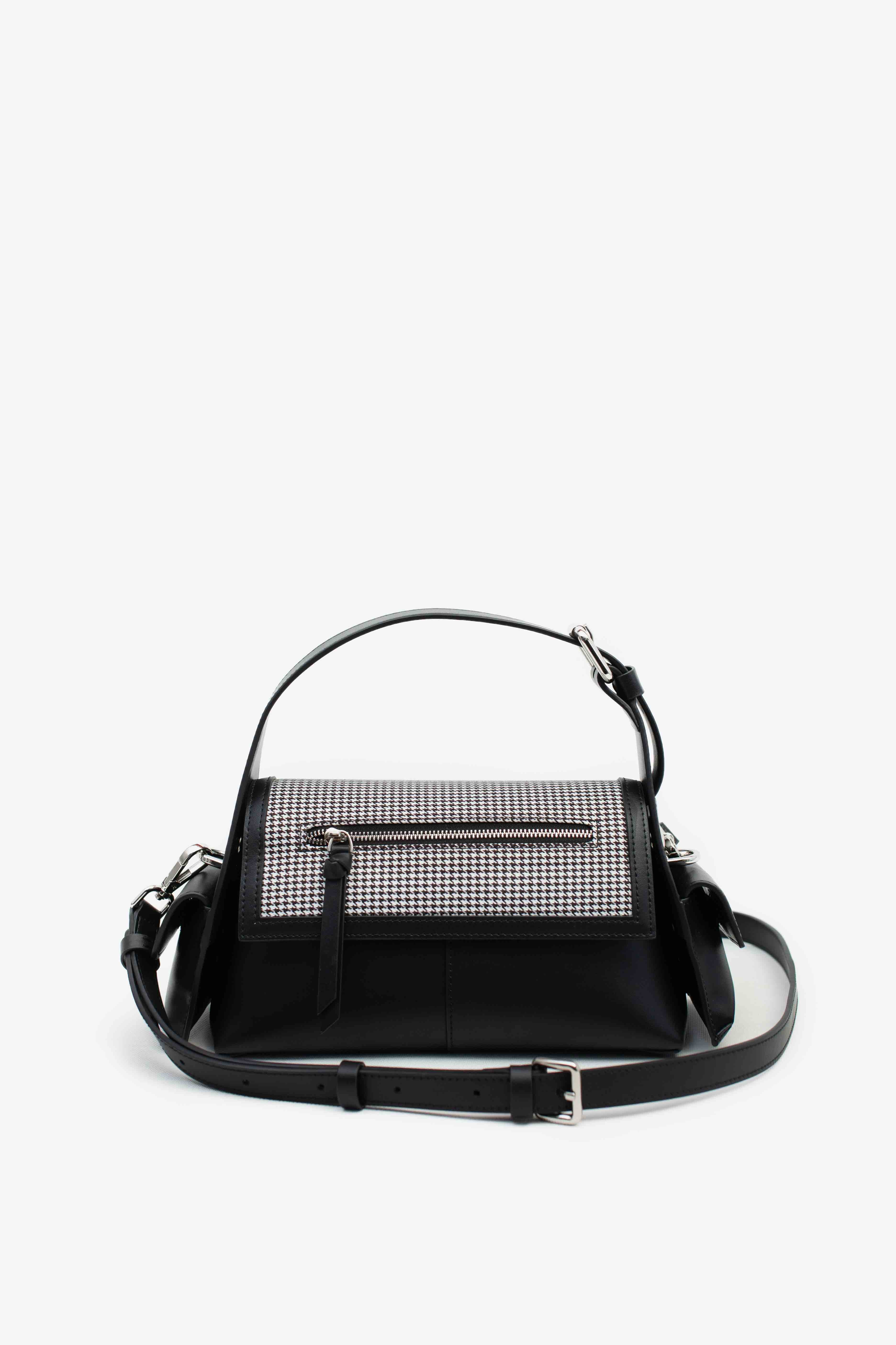 JUVIE-BLACK 1.0