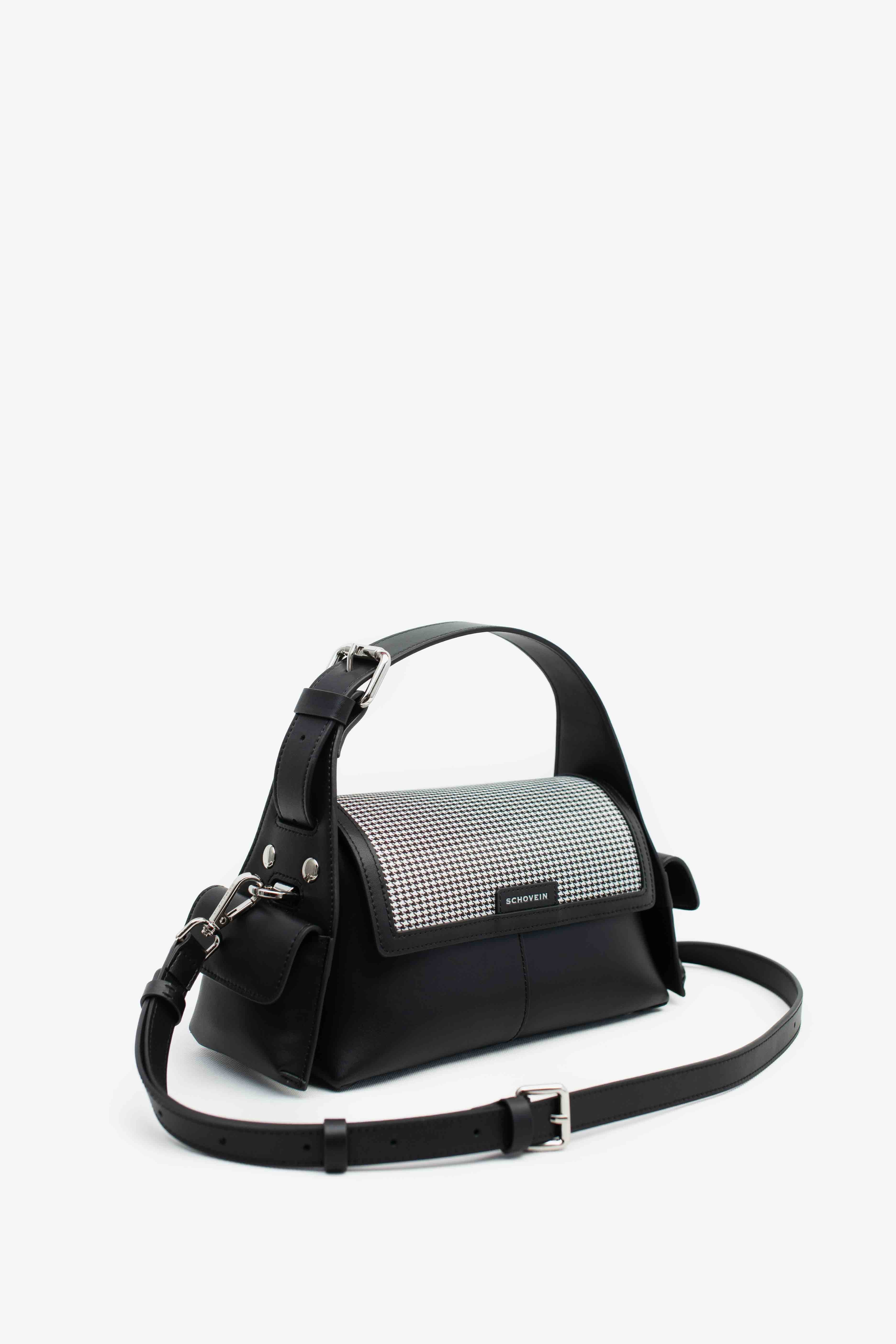 JUVIE-BLACK 1.0