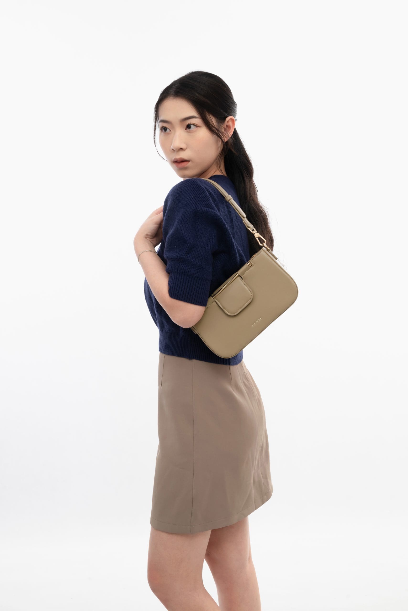 VARRIE-OAK GREY