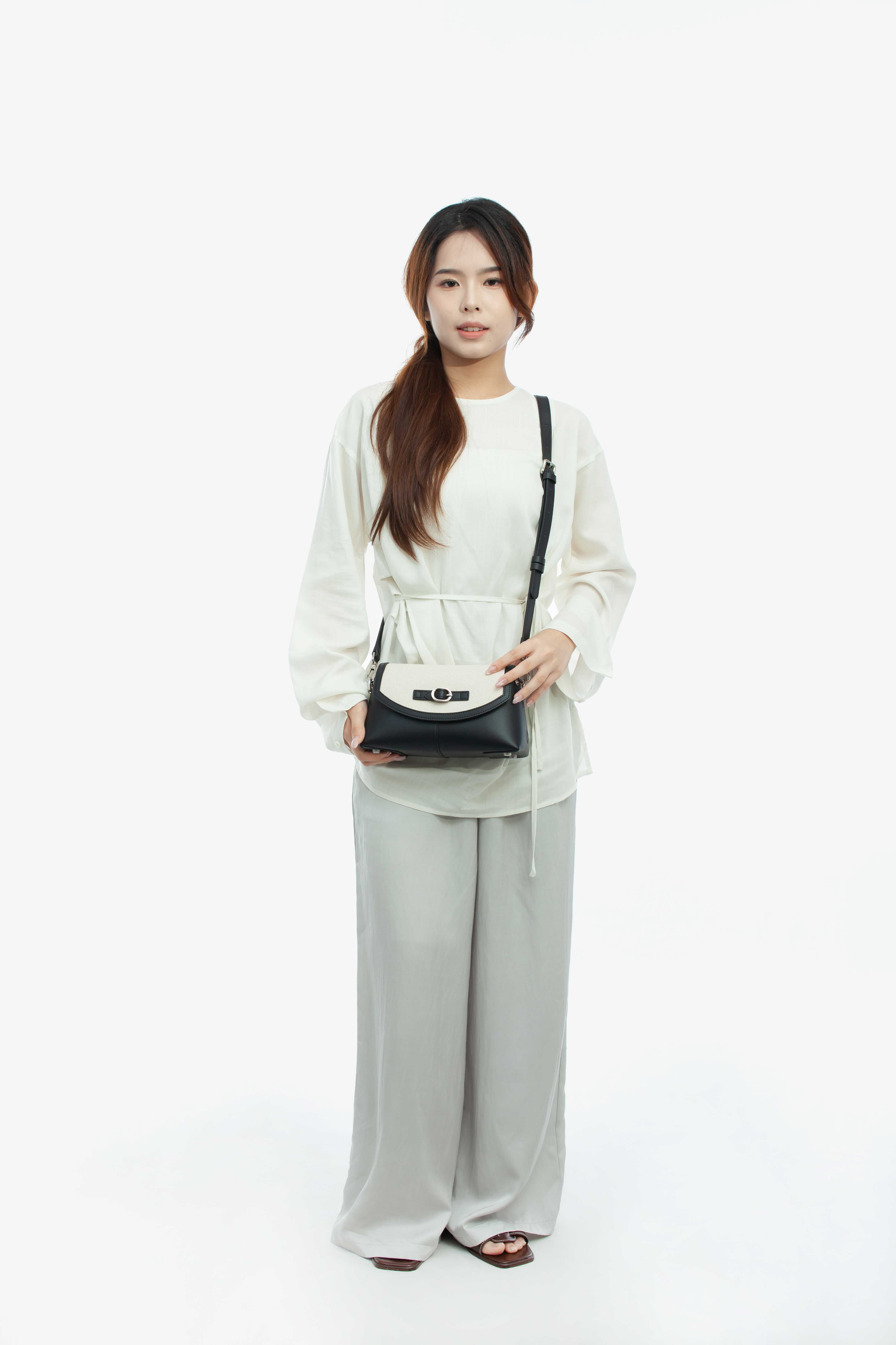 JUVIE-BLACK 1.0