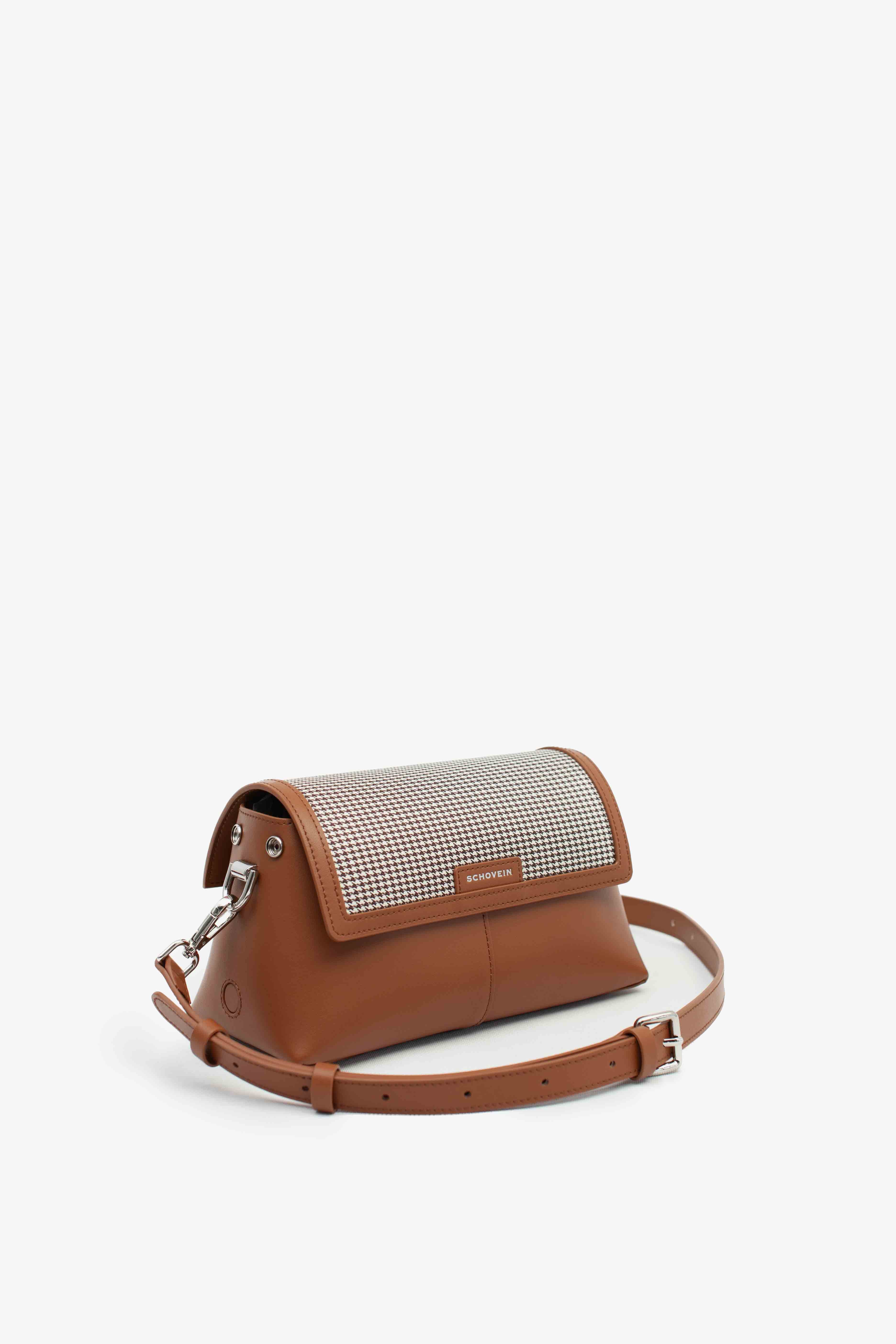 JUVIE-BROWN 1.0