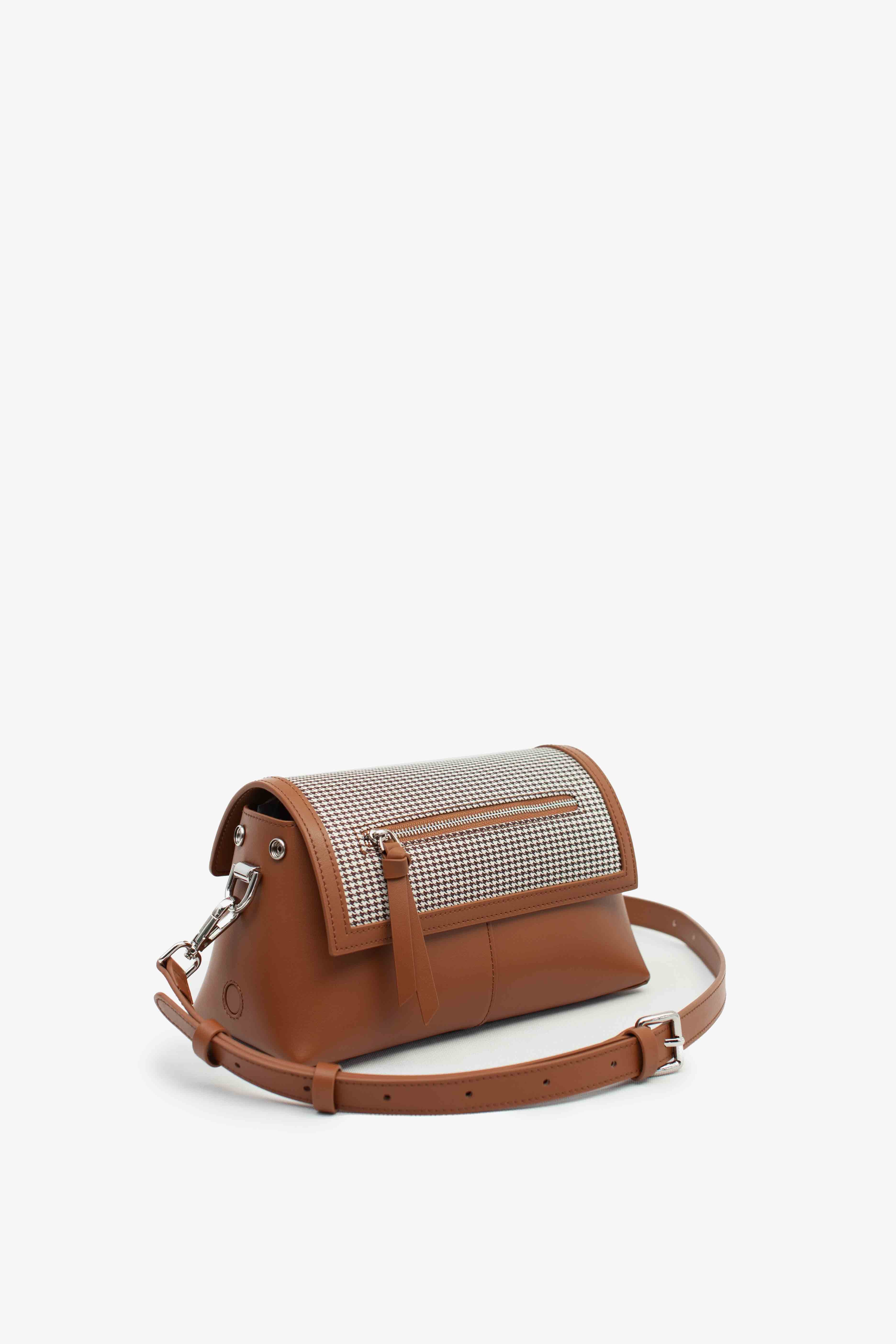 JUVIE-BROWN 1.0